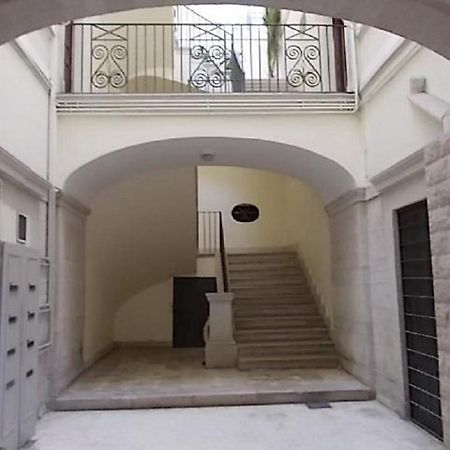 4 Camere A Трані Екстер'єр фото