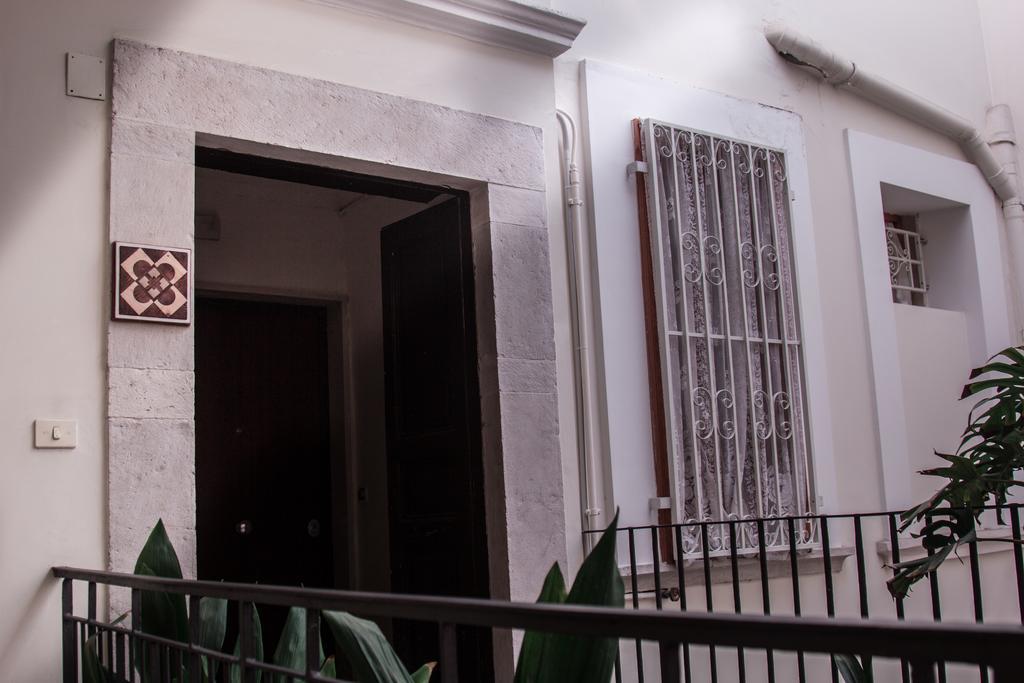 4 Camere A Трані Екстер'єр фото