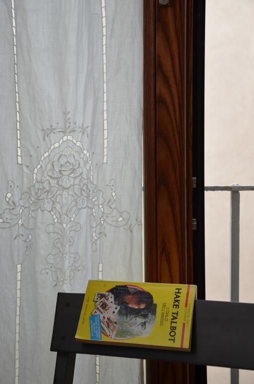 4 Camere A Трані Екстер'єр фото