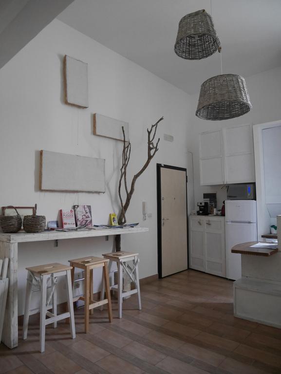 4 Camere A Трані Екстер'єр фото